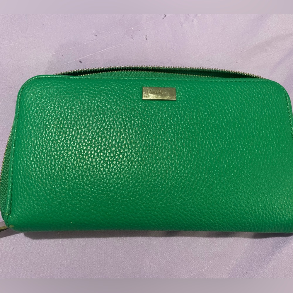 Thirty - One Wallet